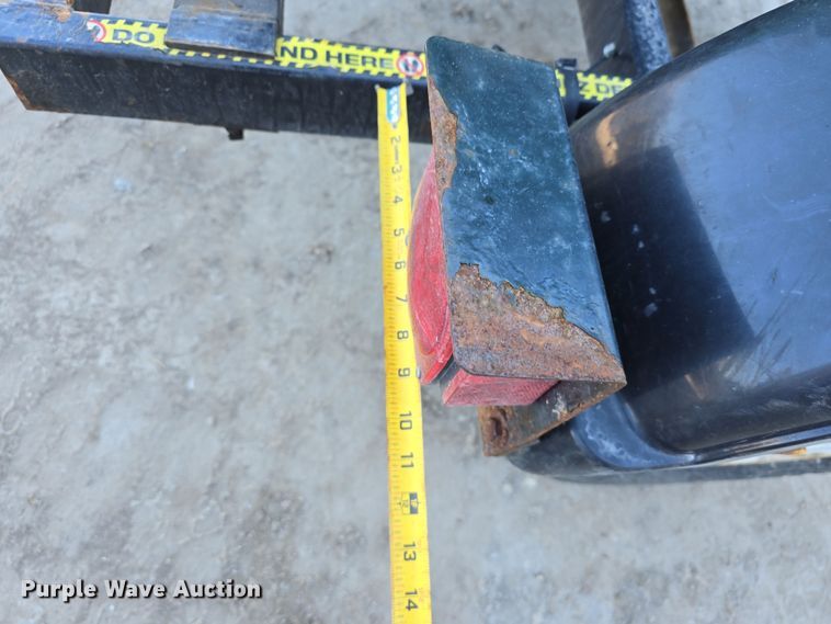 image for item EH8665 Lincoln Electric 305D Ranger welder/generator