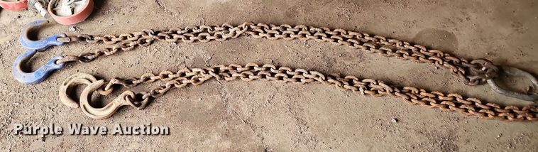 image for item EH8684 Tow chains
