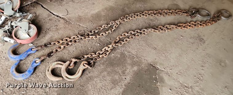 image for item EH8684 Tow chains