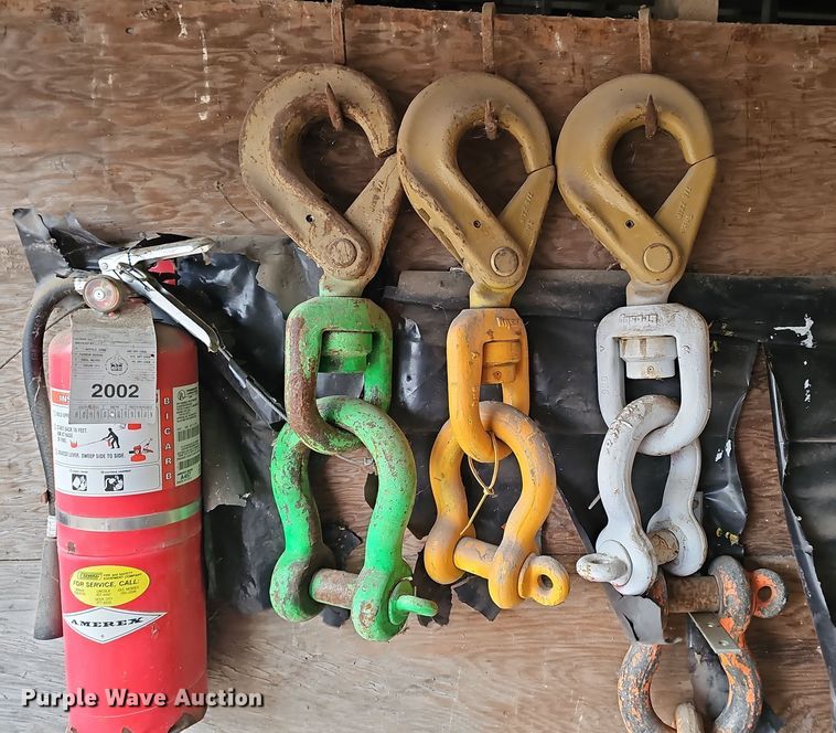 image for item EH8684 Tow chains