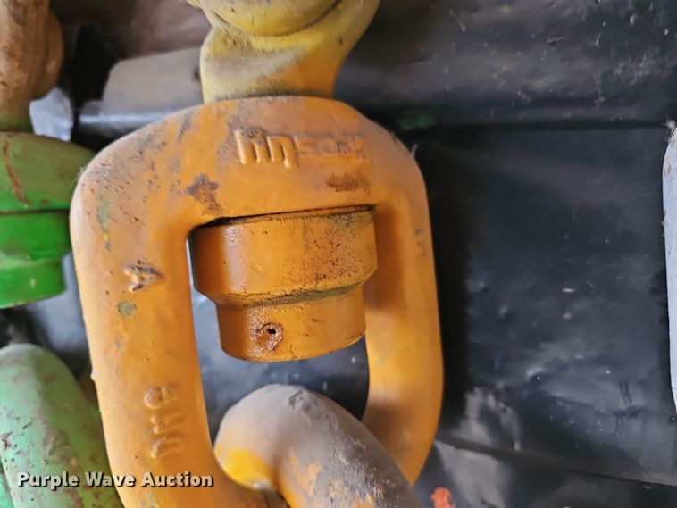 image for item EH8684 Tow chains