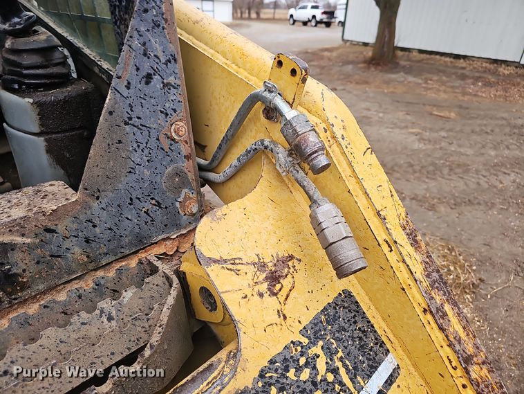 image for item EH8687 1999 Caterpillar 236 skid steer loader