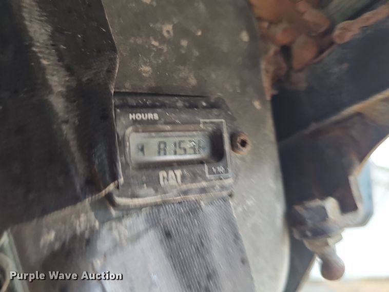 image for item EH8687 1999 Caterpillar 236 skid steer loader