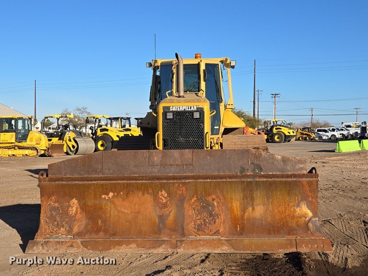 image for item EI4159 2003 Caterpillar D6N dozer