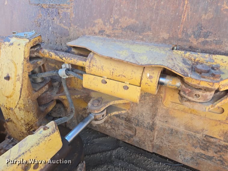 image for item EI4159 2003 Caterpillar D6N dozer