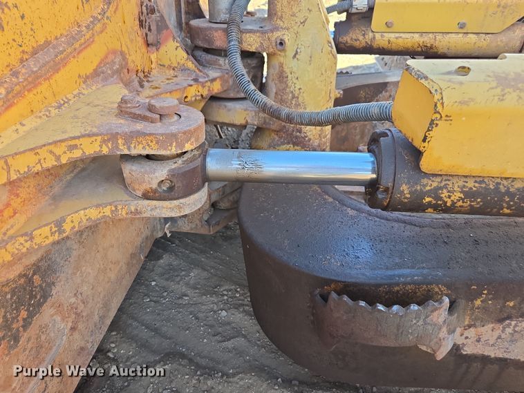 image for item EI4159 2003 Caterpillar D6N dozer