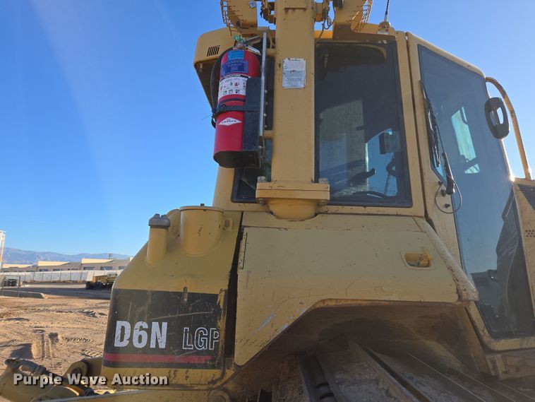 image for item EI4159 2003 Caterpillar D6N dozer