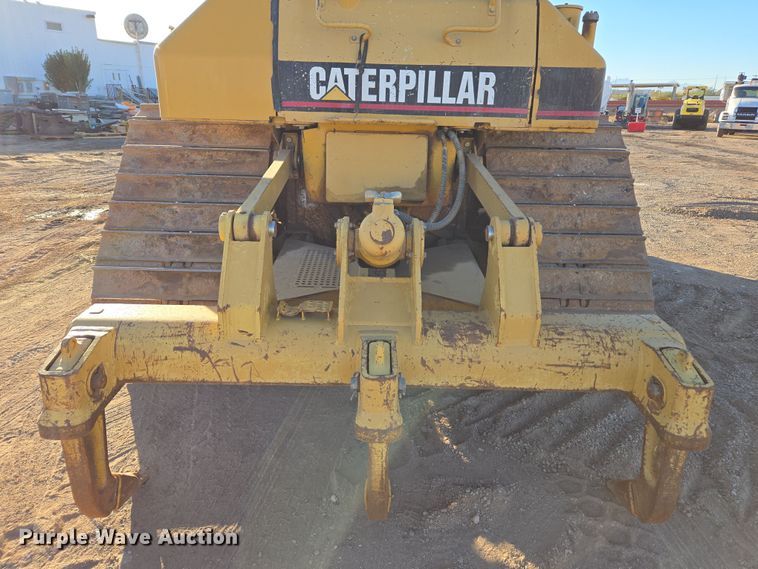 image for item EI4159 2003 Caterpillar D6N dozer