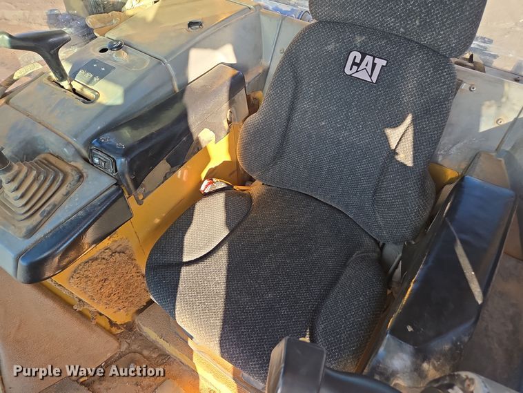 image for item EI4159 2003 Caterpillar D6N dozer