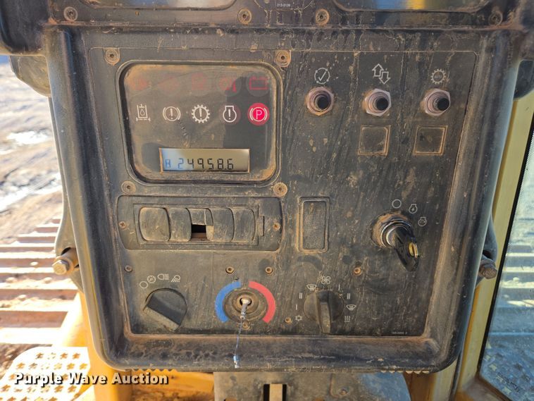 image for item EI4159 2003 Caterpillar D6N dozer