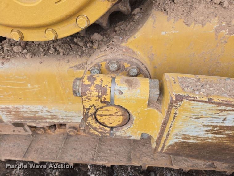 image for item EI4160 2020 Caterpillar D6 dozer