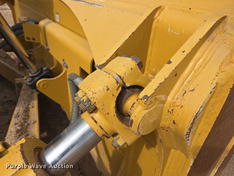 image for item EI4160 2020 Caterpillar D6 dozer