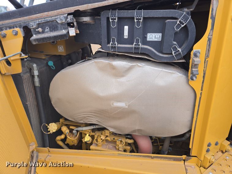 image for item EI4160 2020 Caterpillar D6 dozer