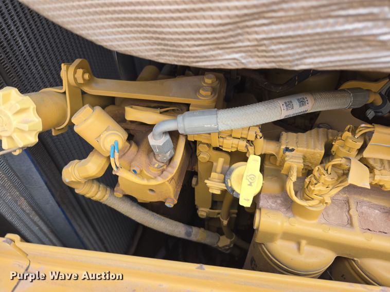 image for item EI4160 2020 Caterpillar D6 dozer