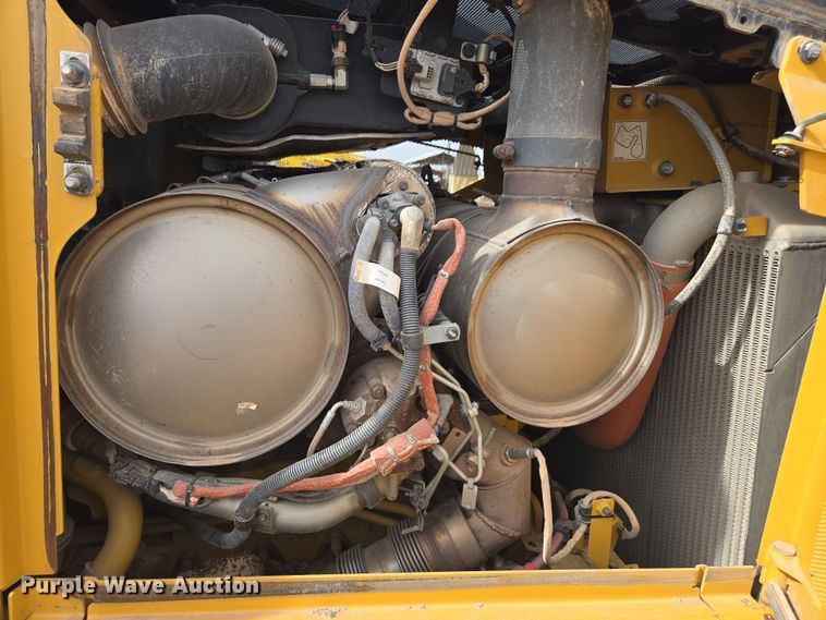 image for item EI4160 2020 Caterpillar D6 dozer