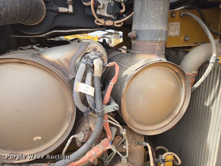 image for item EI4160 2020 Caterpillar D6 dozer