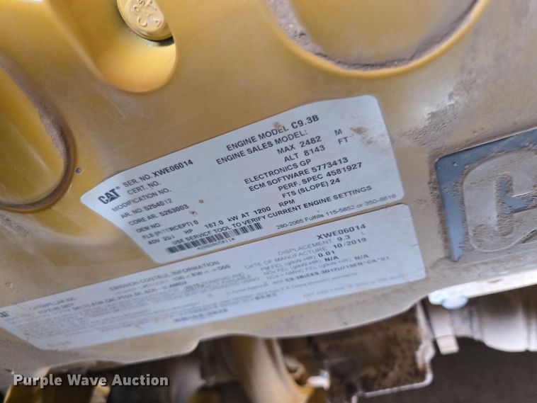 image for item EI4160 2020 Caterpillar D6 dozer