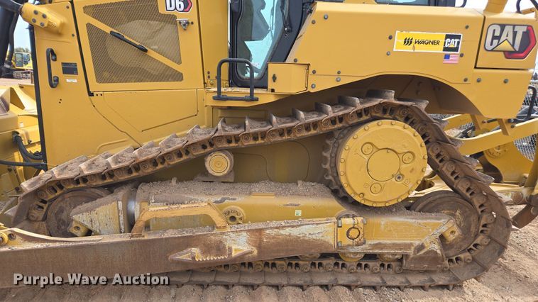 image for item EI4160 2020 Caterpillar D6 dozer