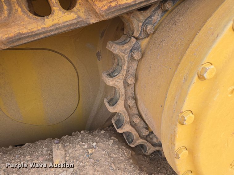 image for item EI4160 2020 Caterpillar D6 dozer