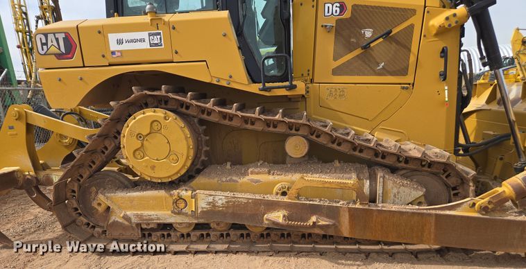image for item EI4160 2020 Caterpillar D6 dozer