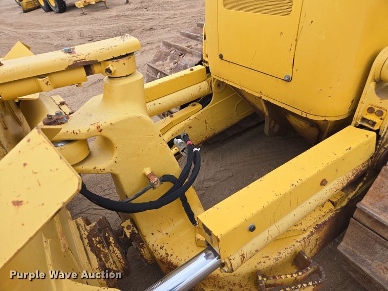 image for item EI4163 2015 Komatsu D61EXI-23 dozer