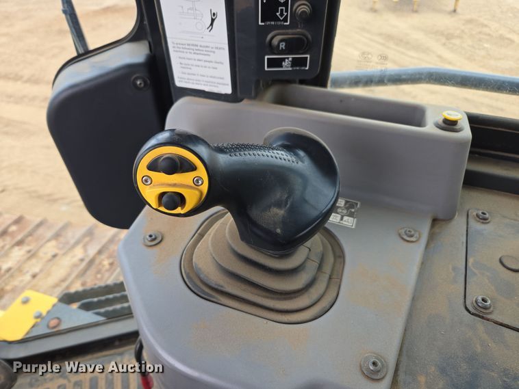 image for item EI4163 2015 Komatsu D61EXI-23 dozer