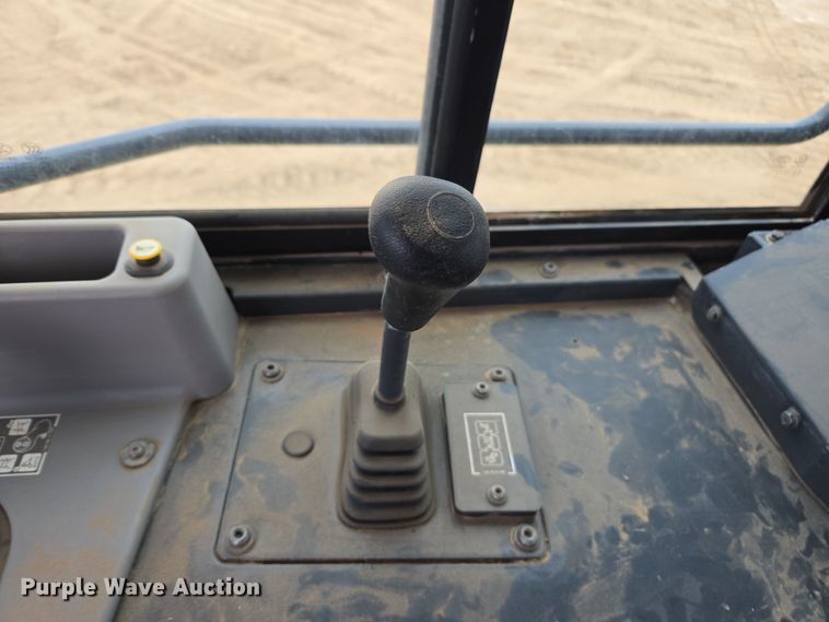 image for item EI4163 2015 Komatsu D61EXI-23 dozer