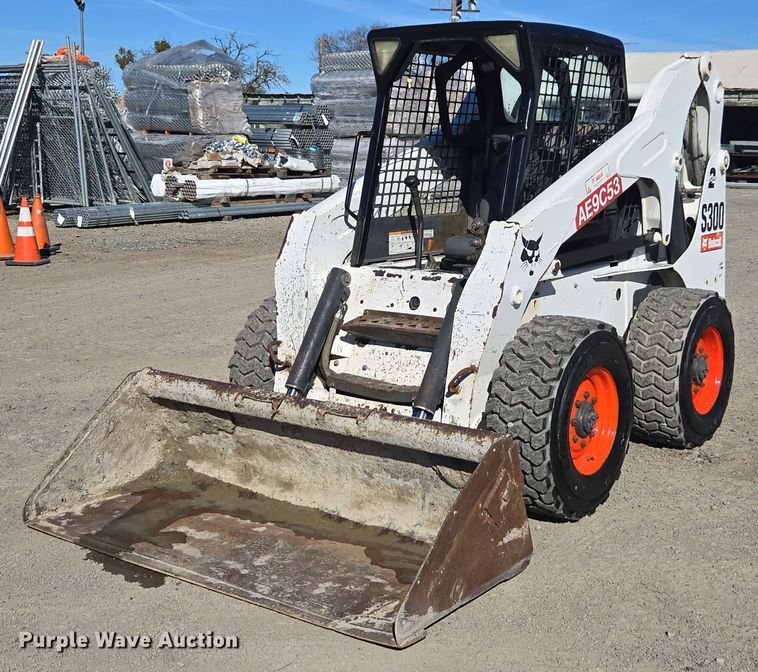 image for item EI4171 2006 Bobcat S300 skid steer loader