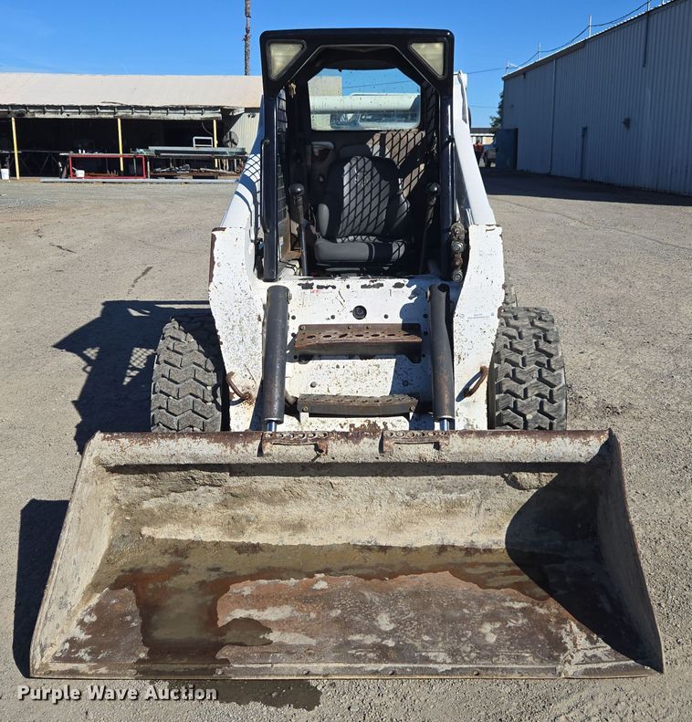 image for item EI4171 2006 Bobcat S300 skid steer loader
