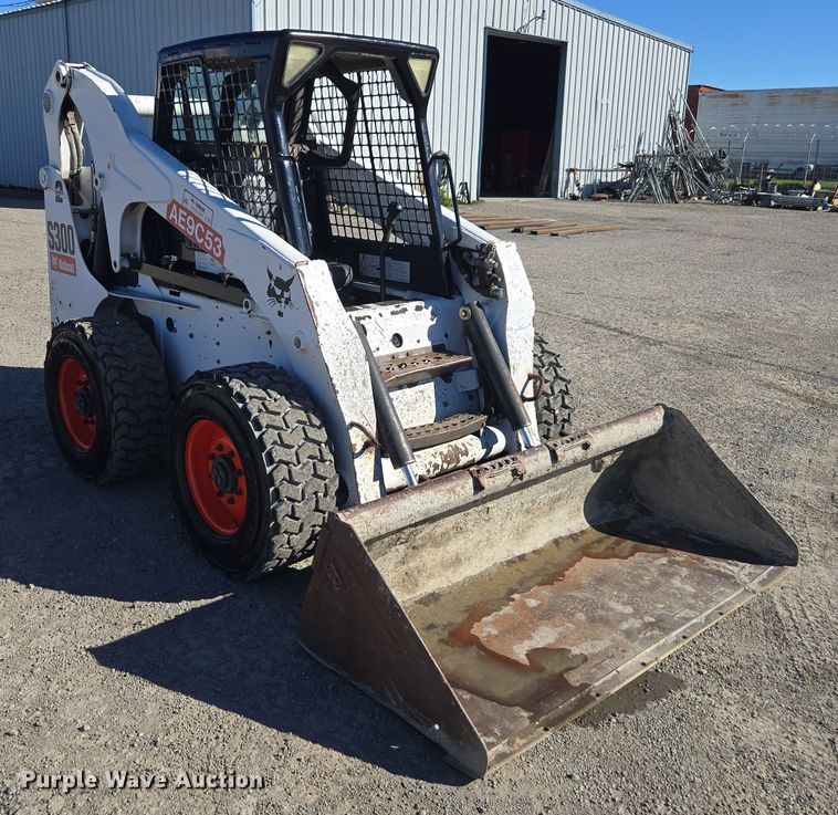 image for item EI4171 2006 Bobcat S300 skid steer loader