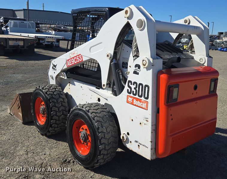 image for item EI4171 2006 Bobcat S300 skid steer loader