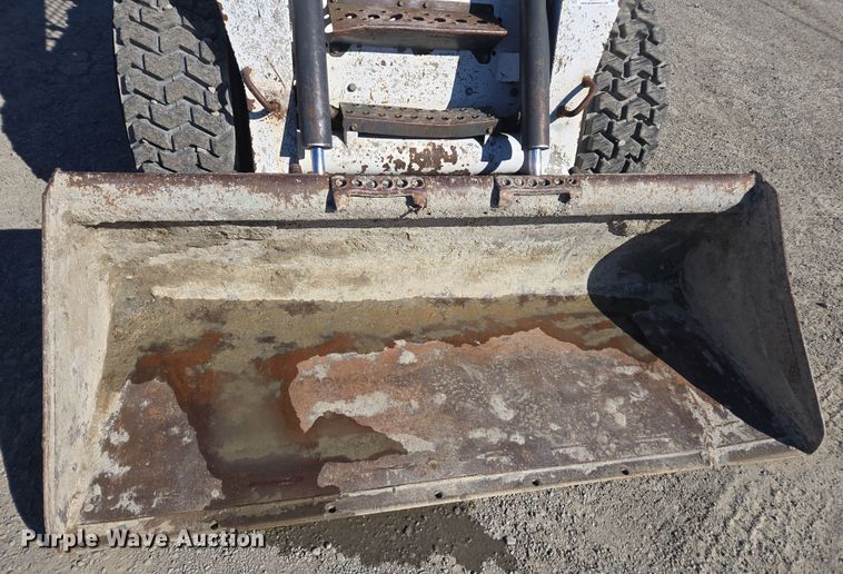 image for item EI4171 2006 Bobcat S300 skid steer loader