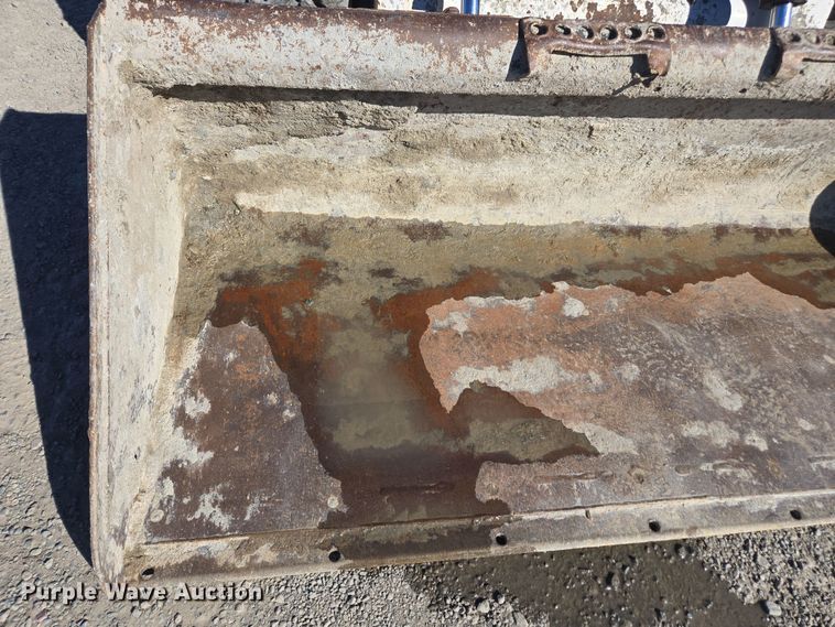 image for item EI4171 2006 Bobcat S300 skid steer loader