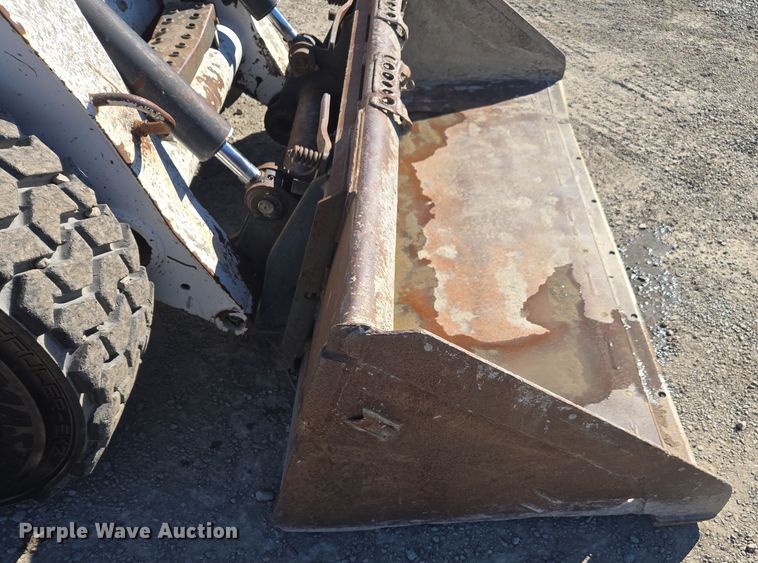 image for item EI4171 2006 Bobcat S300 skid steer loader
