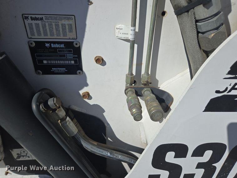 image for item EI4171 2006 Bobcat S300 skid steer loader