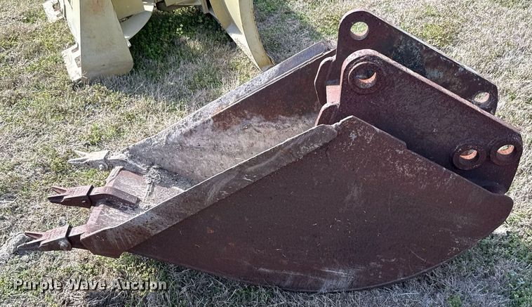 image for item EJ3480 Backhoe bucket