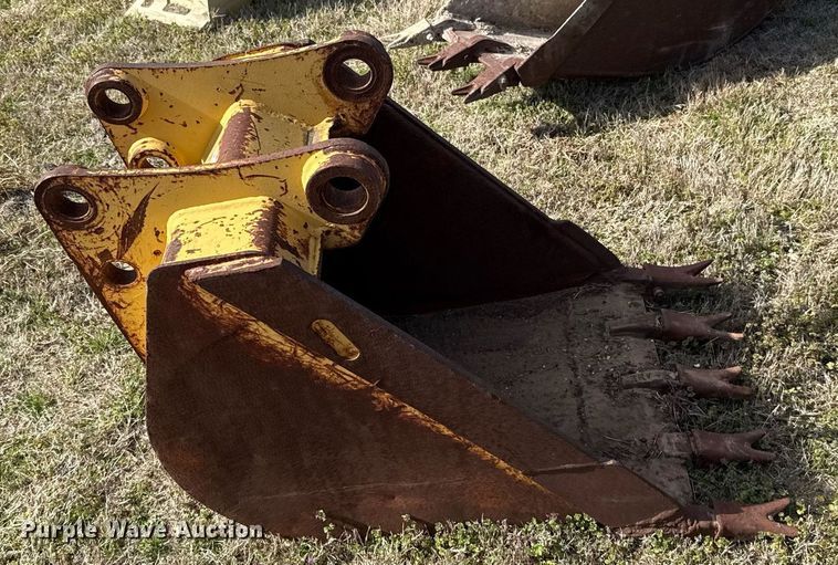 image for item EJ3481 Backhoe bucket