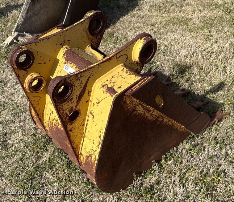 image for item EJ3481 Backhoe bucket