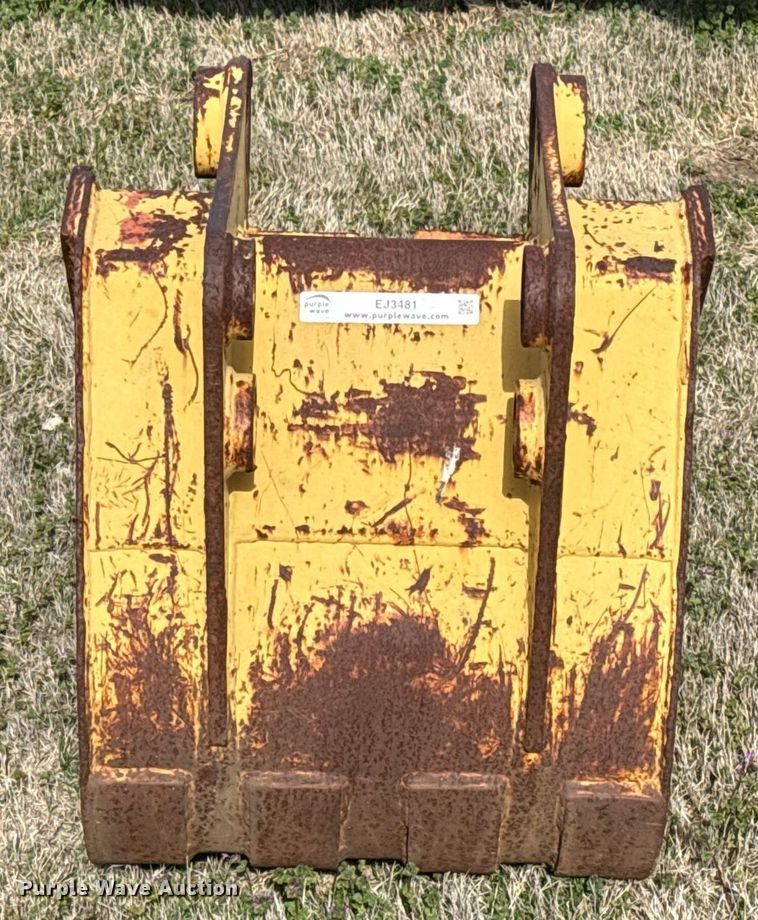 image for item EJ3481 Backhoe bucket
