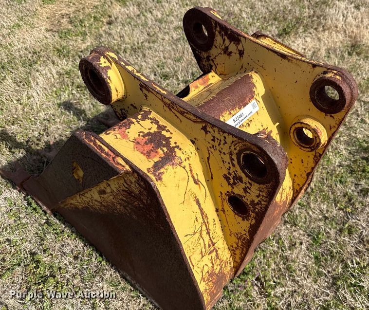 image for item EJ3481 Backhoe bucket