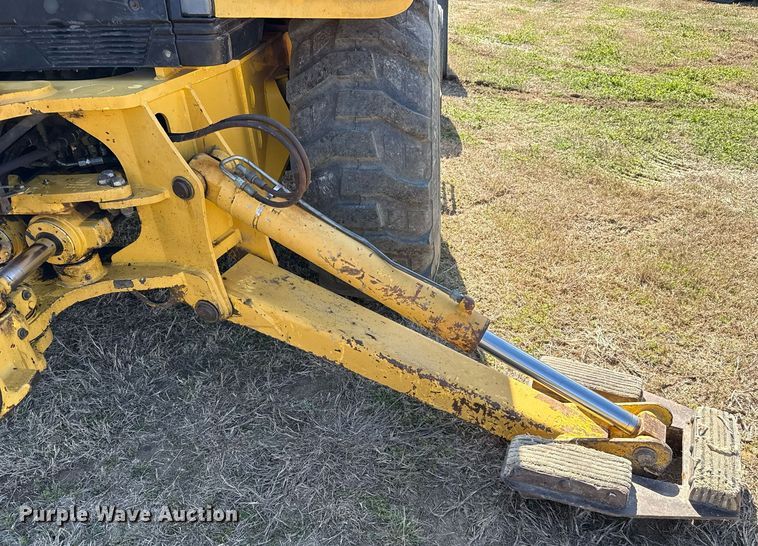 image for item EJ3484 2003 New Holland LB75 backhoe