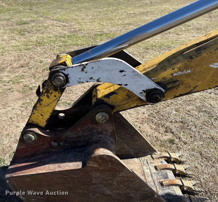 image for item EJ3484 2003 New Holland LB75 backhoe