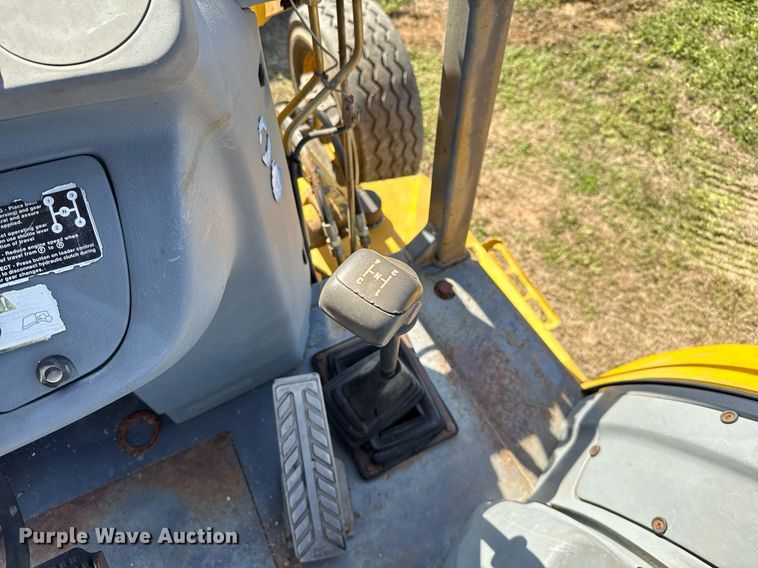 image for item EJ3484 2003 New Holland LB75 backhoe