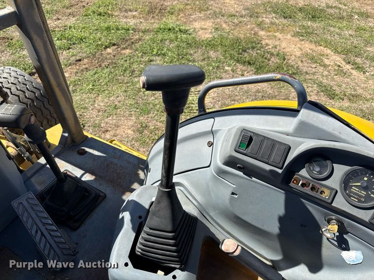 image for item EJ3484 2003 New Holland LB75 backhoe