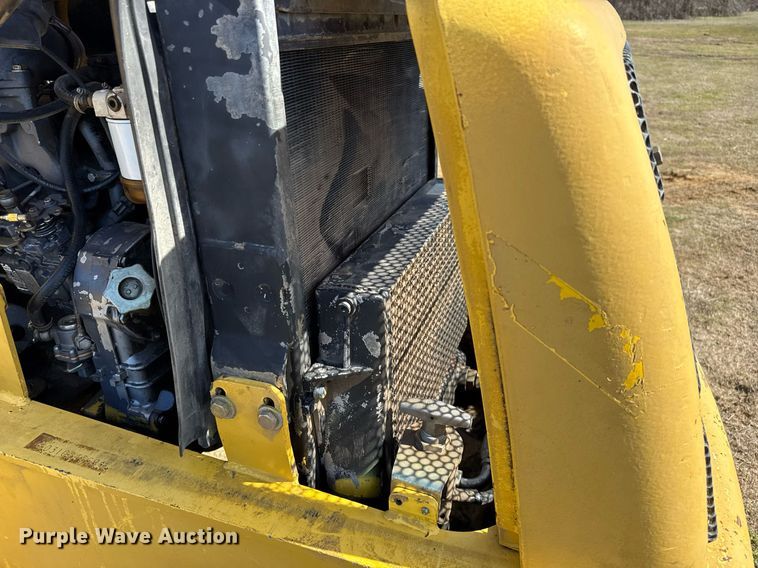 image for item EJ3484 2003 New Holland LB75 backhoe