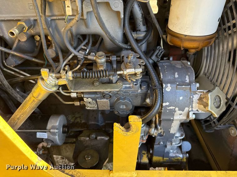 image for item EJ3484 2003 New Holland LB75 backhoe