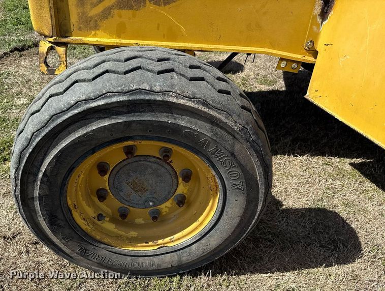 image for item EJ3484 2003 New Holland LB75 backhoe