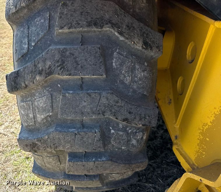 image for item EJ3484 2003 New Holland LB75 backhoe