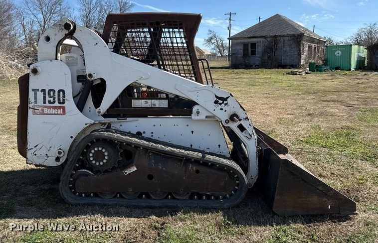 image for item EJ3485 2010 Bobcat T190 tracked skid steer loader