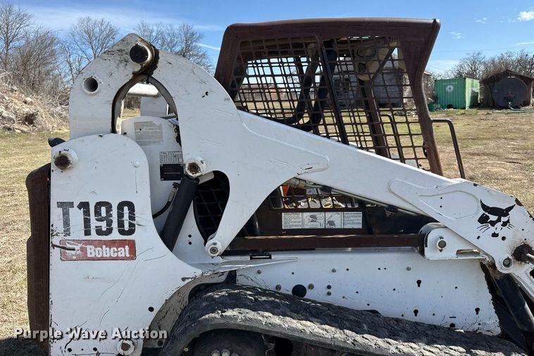 image for item EJ3485 2010 Bobcat T190 tracked skid steer loader